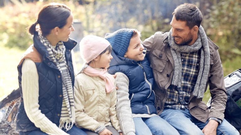 Navigating Family Conflicts with Grace: A Guid Navigating Family Conflicts with Grace: A Guid